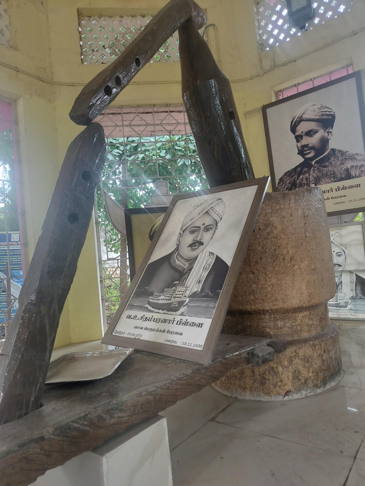 The wooden oil press that VOC was forced to pull by hand in the hot sun, seen at the Coimbatore Central Prison. 