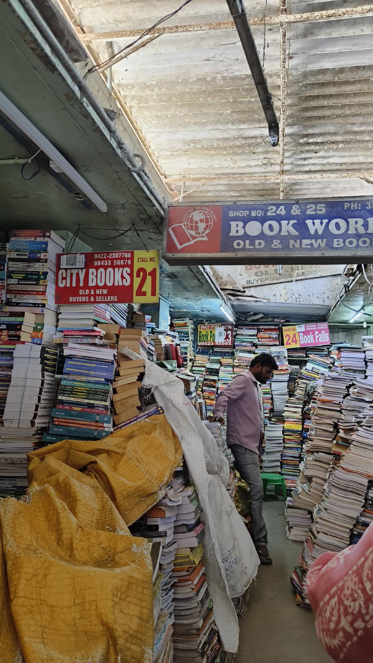What sets the Ukkadam Old Book Market apart is its community spirit What sets the Ukkadam Old Book Market apart is its community spirit