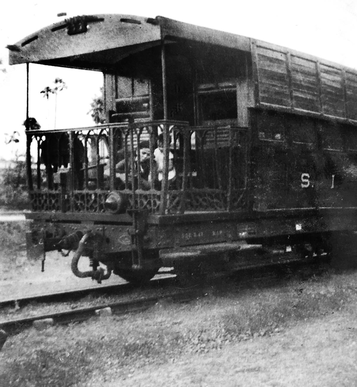De spoorweg saloon, circa 1945