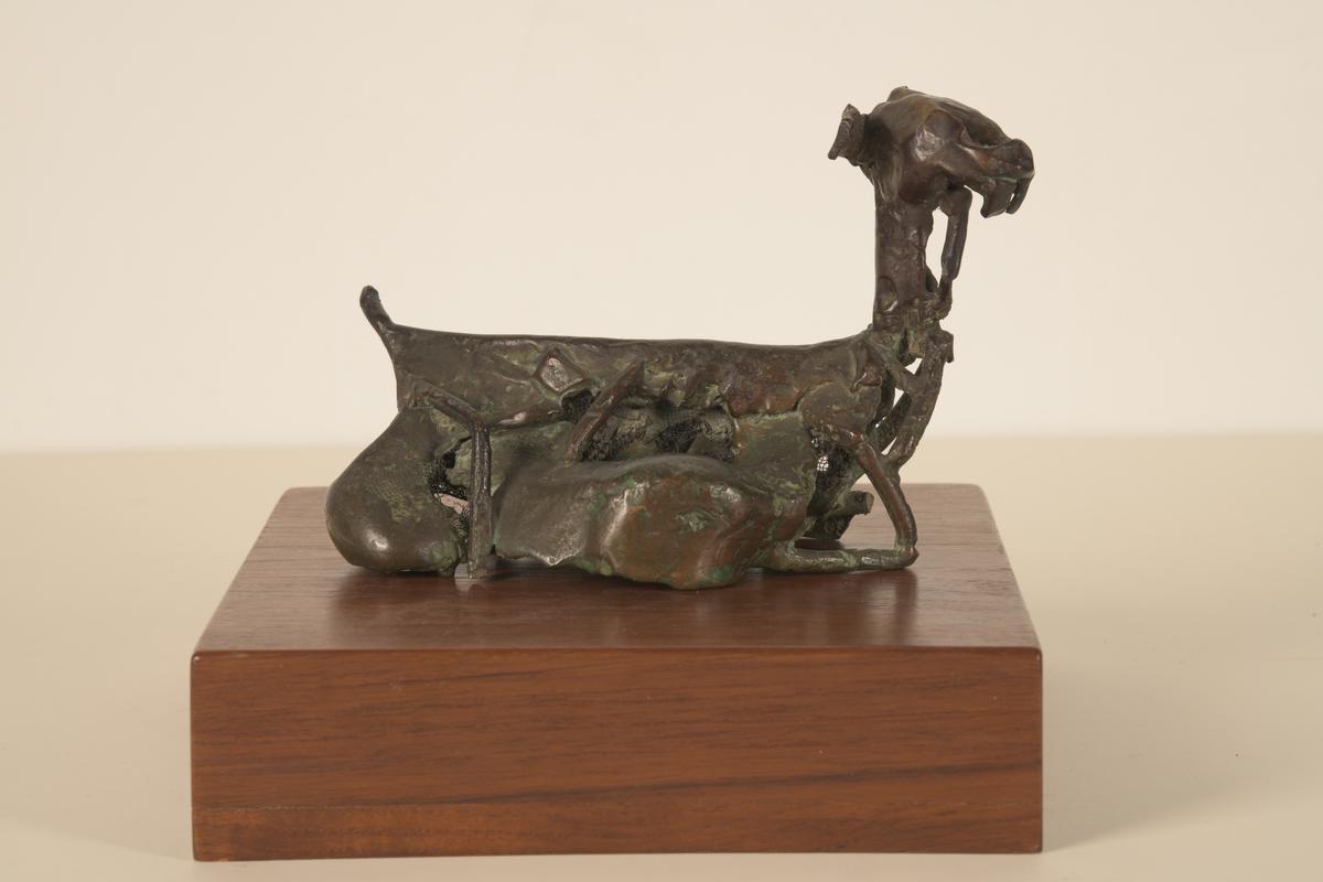 सोमनाथ होरे 'बकरी', कांस्य 