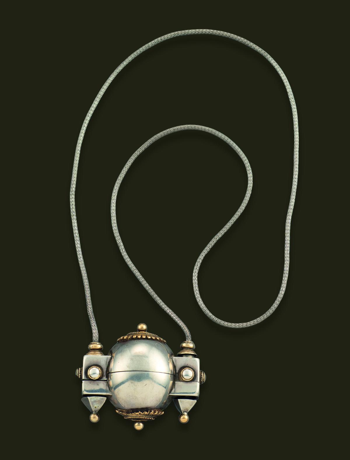 Ayigalu or shivadhara (lingam casket), Karnataka, 19th-20th century Lingayat community, silver, gold