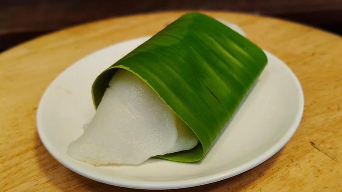 This Madurai shop serves a range of sweet and savoury kozhukattais