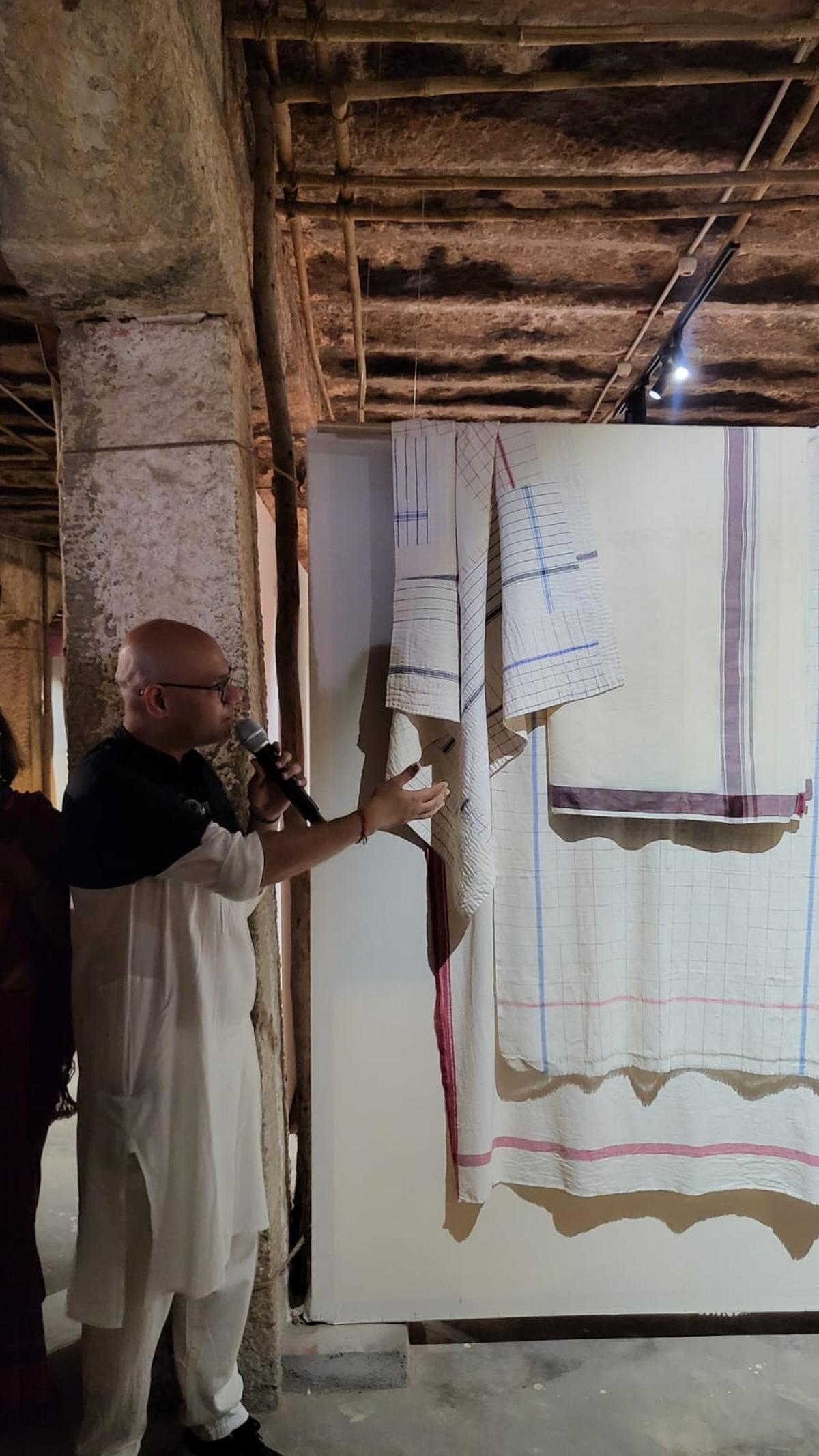 Mayank Mansingh Kaul speaking about the textiles on display Mayank Mansingh Kaul speaking about the textiles on display