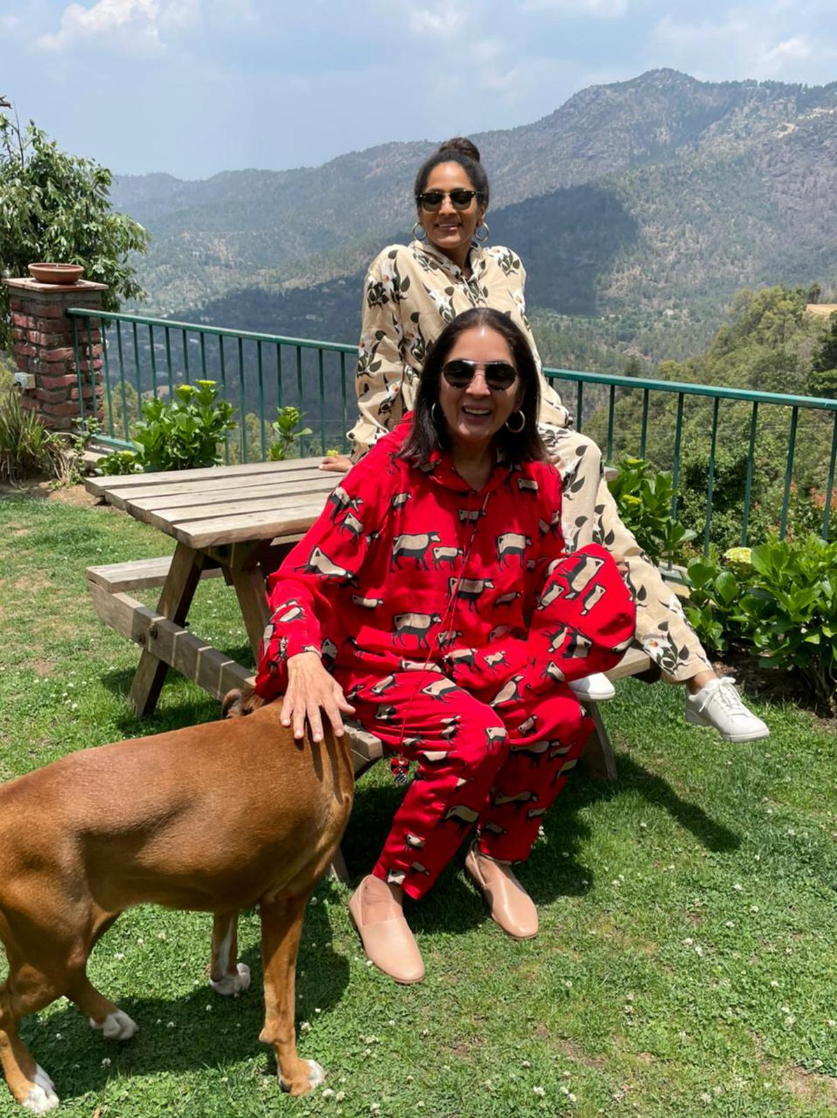 Masaba met haar moeder, Neena Gupta