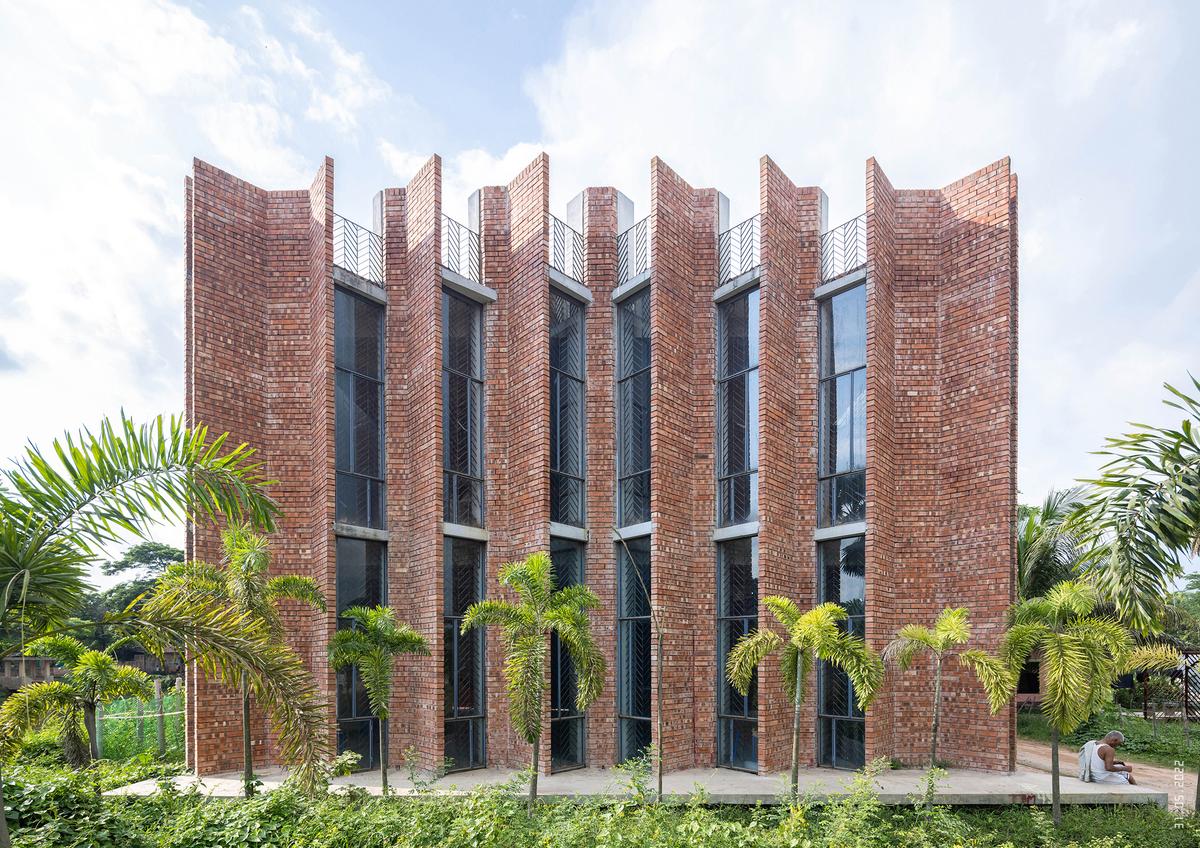 Hamdu Mia Mosque; firm: Studio Dhaka Ltd.