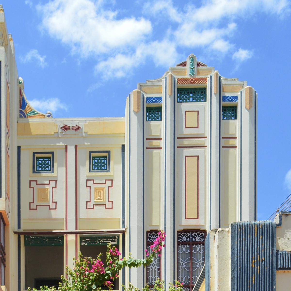 Art Deco detailing on a Chettinad mansion