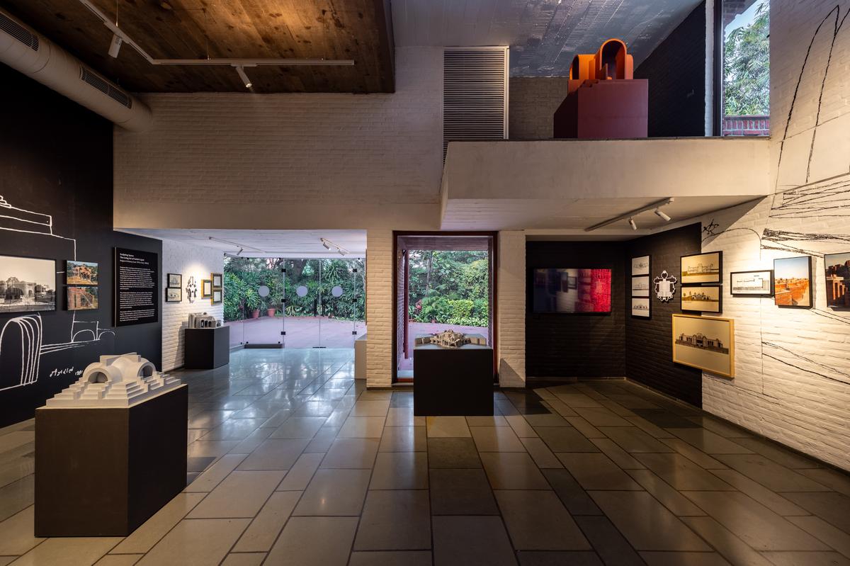 Mostra del Mondo dell'Architettura alla Casa Gujral