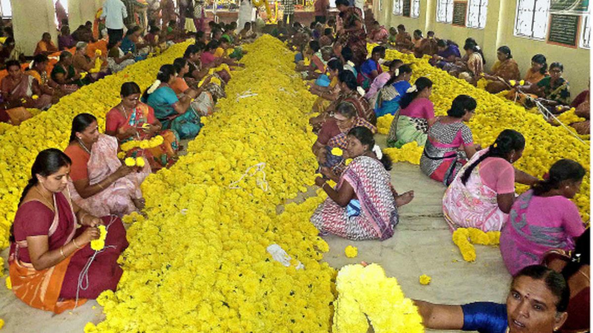 Flowers to Tirupati from Tiruchengode The Hindu