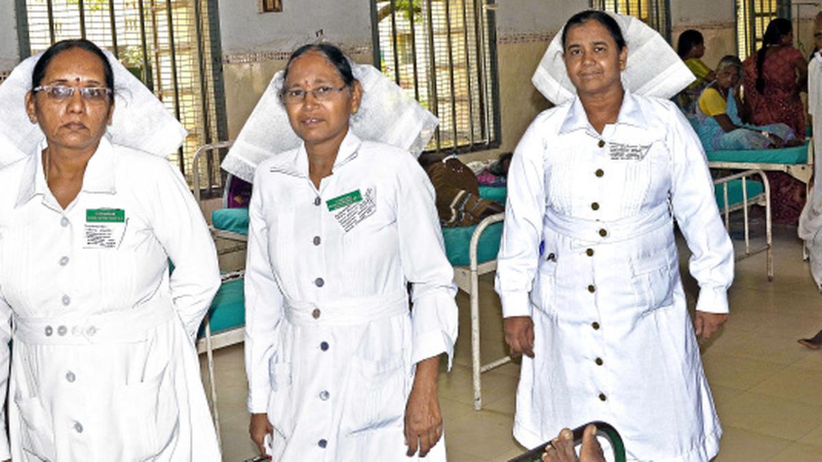 Shortage of nurses continues at Mahatma Gandhi Memorial Government Hospital  Tiruchy