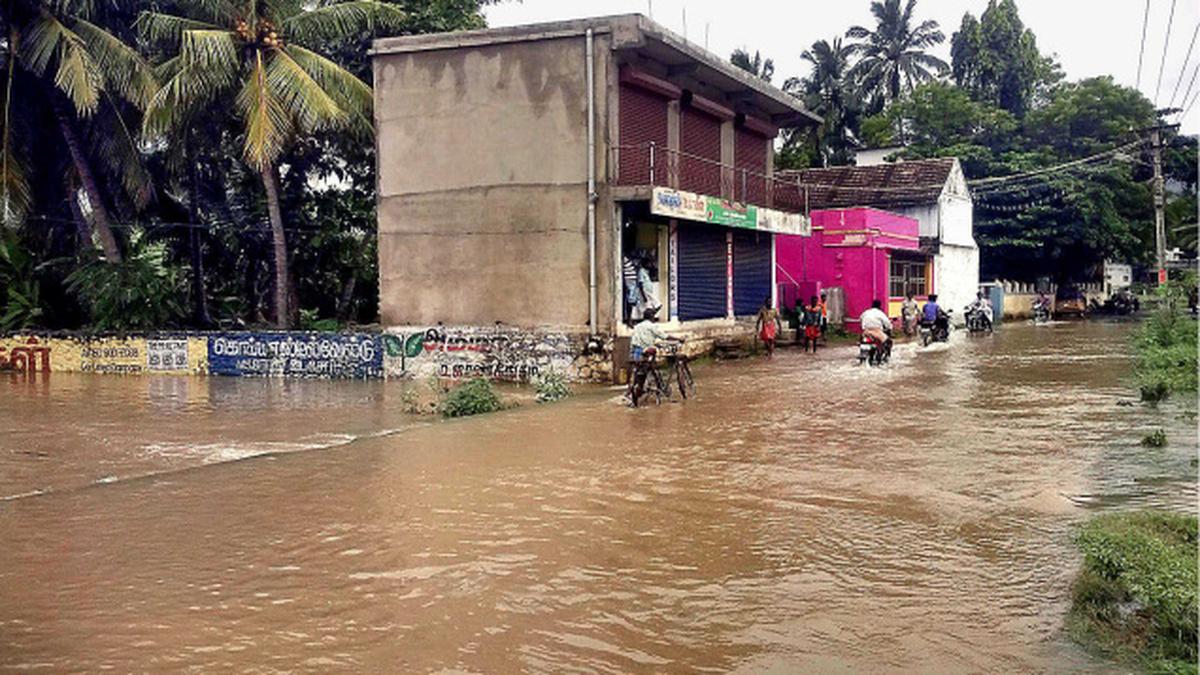 Rain hits normal life in Kanyakumari district - The Hindu