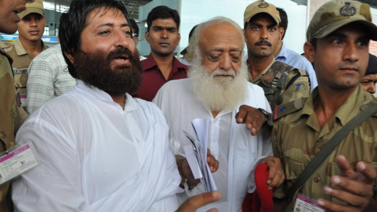 Asaram Baba Xxx Video - Rape victim's father gives police audio clip against Asaram - The Hindu