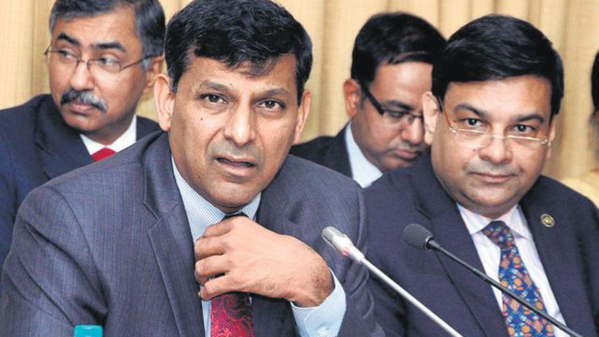 RBI cuts SLR by 50 basis points to provide liquidity