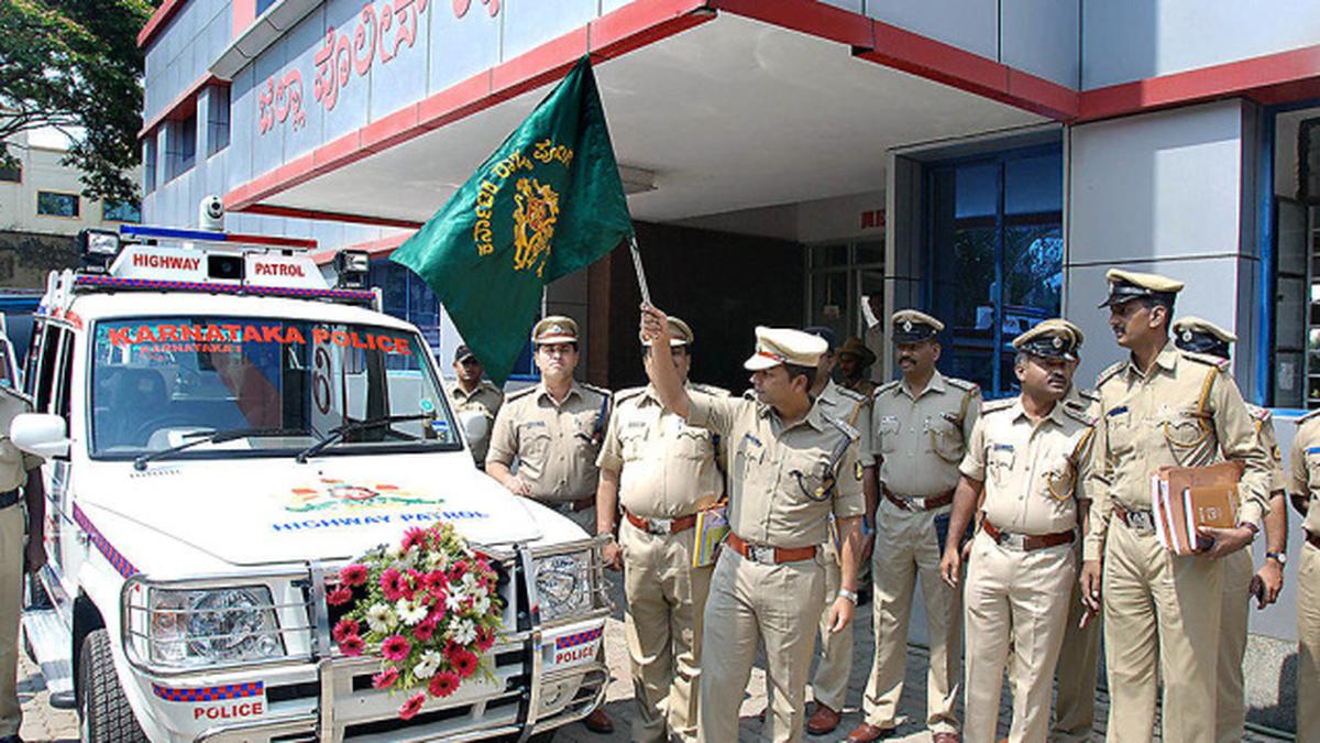 Five vehicles introduced for highway patrolling in Hassan - The Hindu