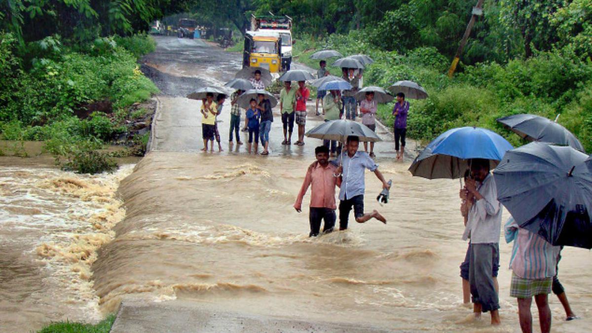 Heavy Rains Batter Telangana; Godavari Rising - The Hindu