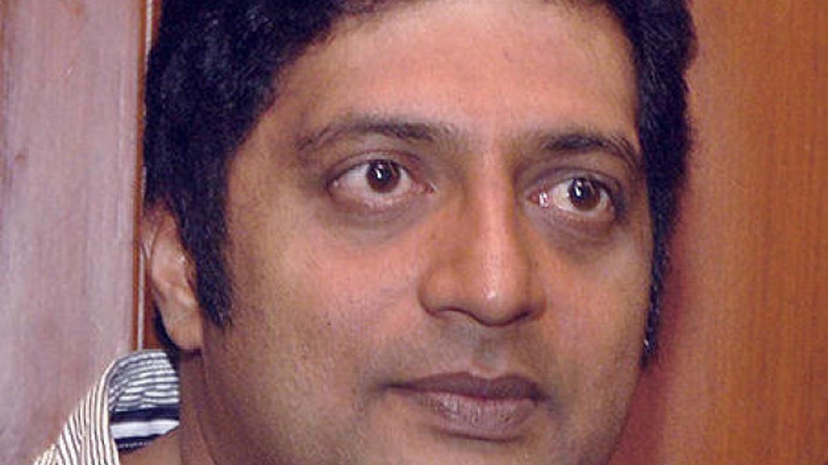 Narrow Escape For Prakash Raj The Hindu 