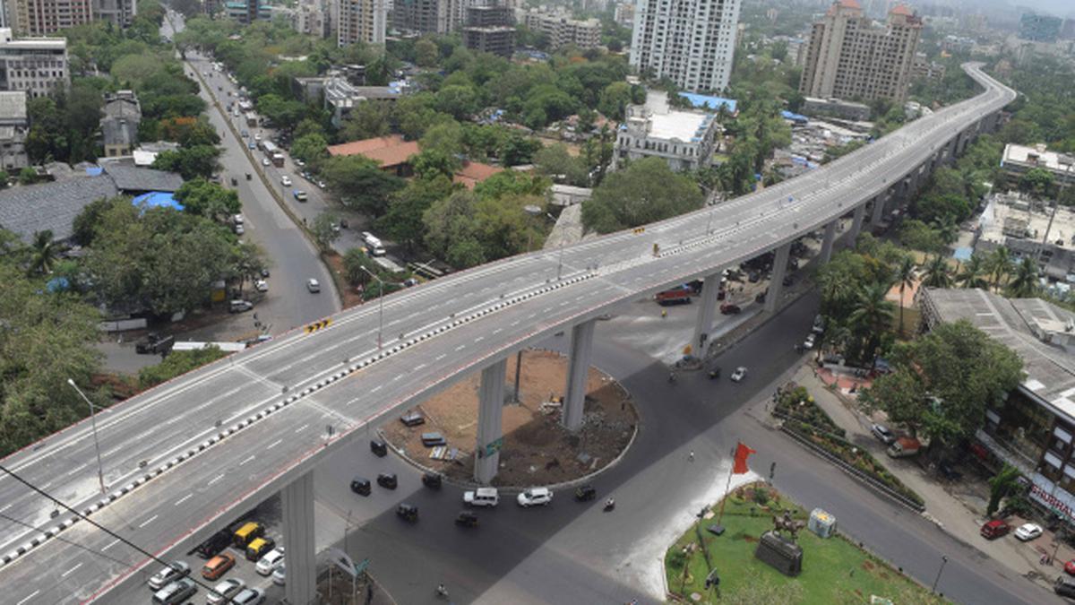 CM inaugurates Eastern Freeway, Kherwadi flyover in Mumbai - The Hindu