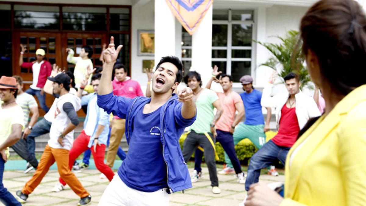 What is the real height of Varun Dhawan? - Quora