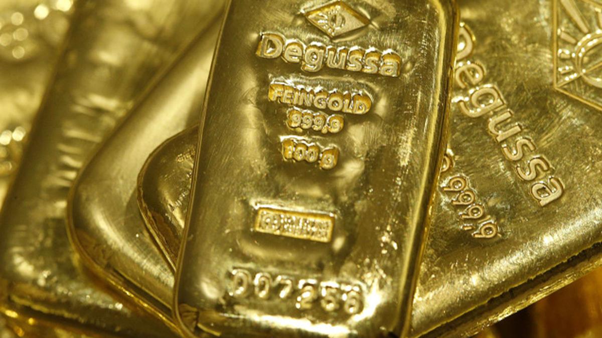 Baggage rules tightened to check gold import The Hindu