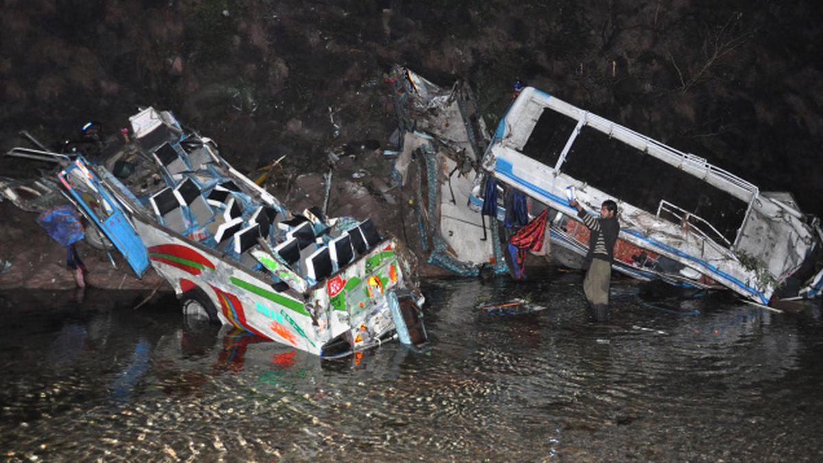 Many killed as van falls into ravine in Pakistan’s Balochistan