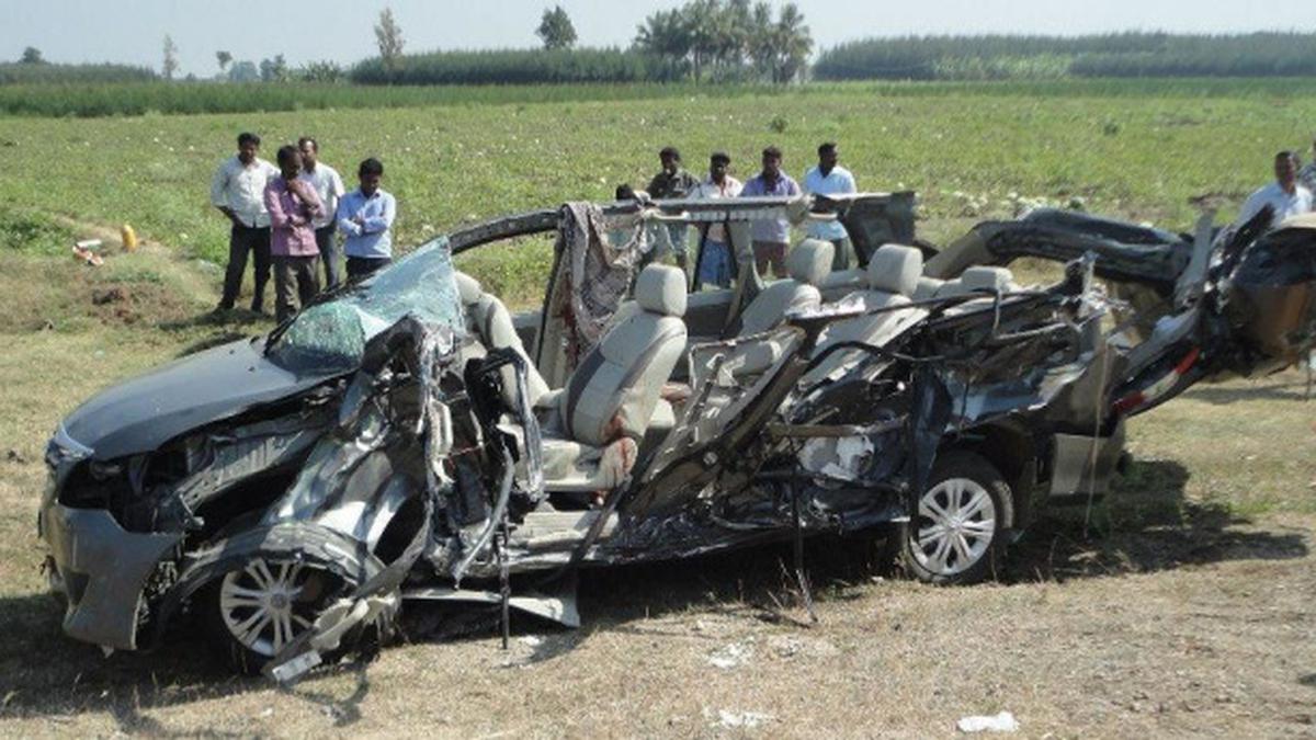 5 killed in accident on highway near Villupuram