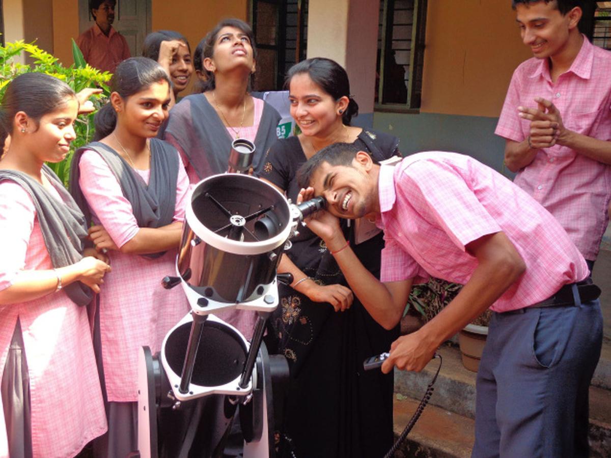 Venus looked like the crescent moons