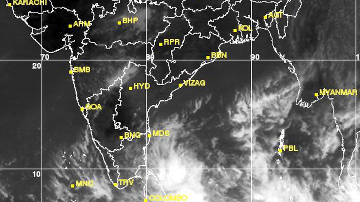 Low Pressure In Bay Of Bengal Expected To Intensify Into A Depression ...