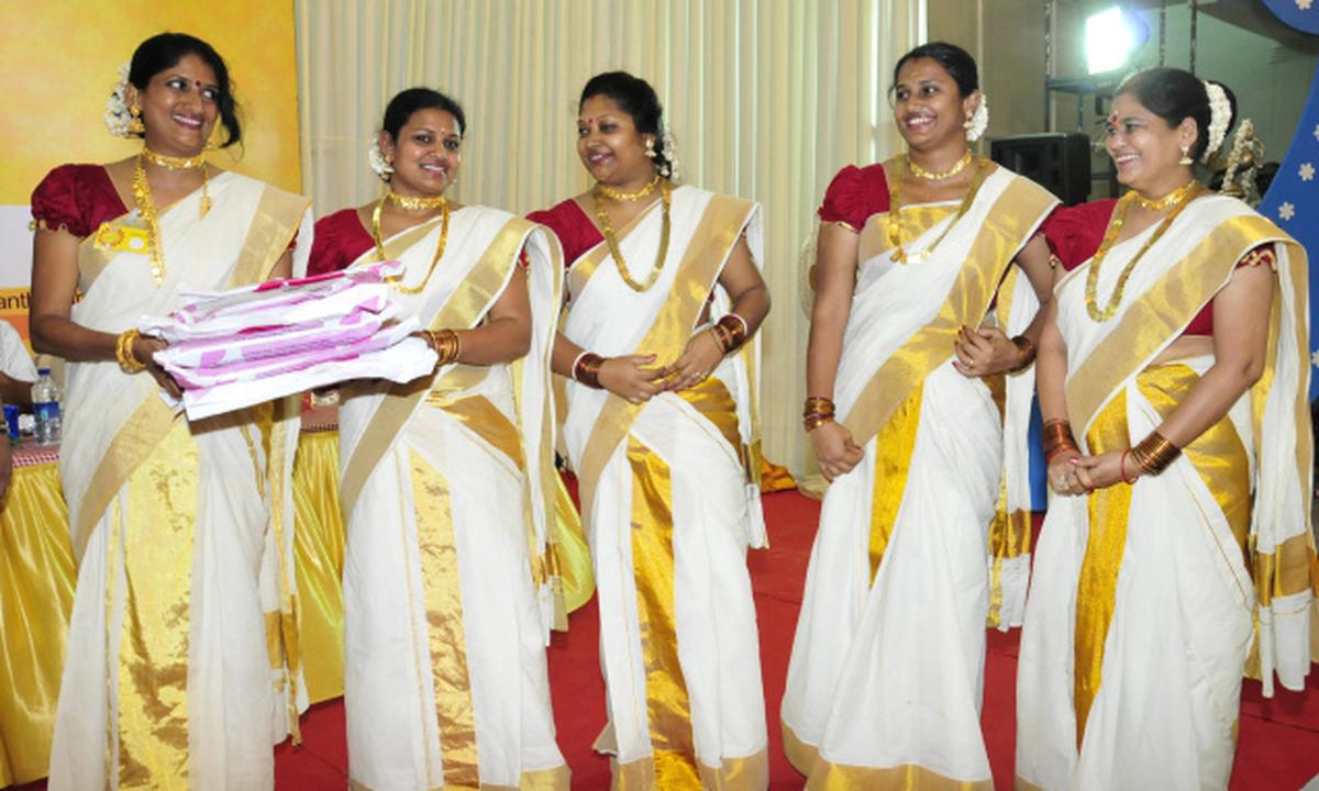Magic of flowers in the grand tradition of Onam - The Hindu
