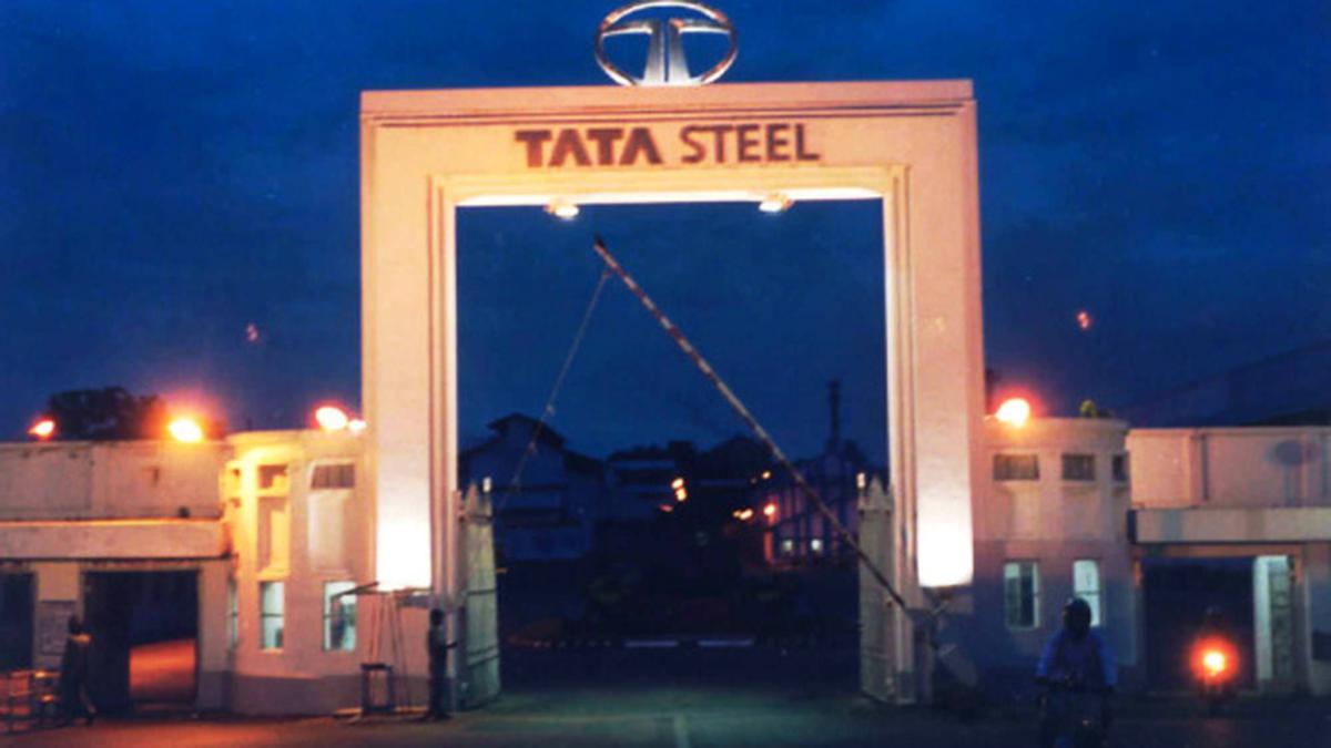 UK, Tata Steel sign 1.25 million pound deal; protest over potential job  cuts - Hindustan Times