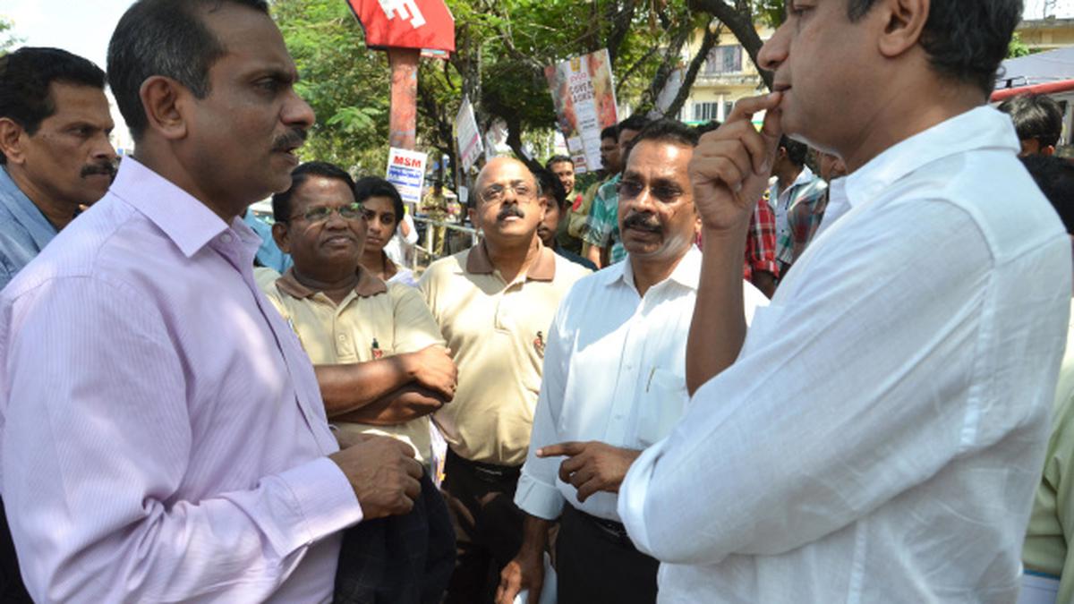 Proposed Kochi Metro Stations Inspected The Hindu   KOCHI METRO