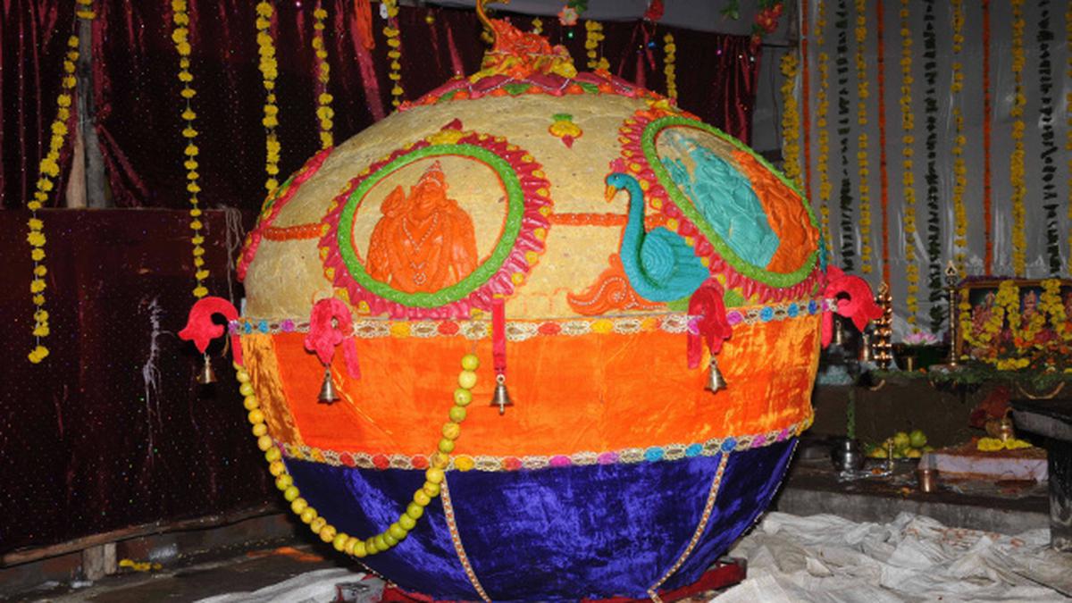 3,500 kg ‘maha laddu’ for Khairatabad Ganesha The Hindu