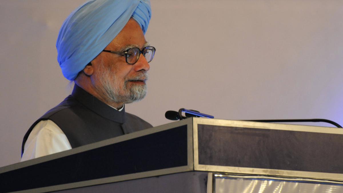 Media should avoid desire to be sensational: PM