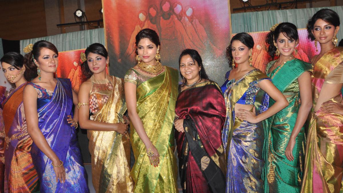 Palam Silks Unveils Concept Saris The Hindu