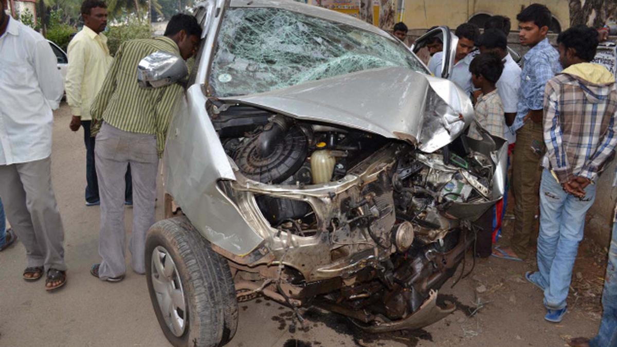 Five of family among seven killed in two accidents on BangaloreMysore