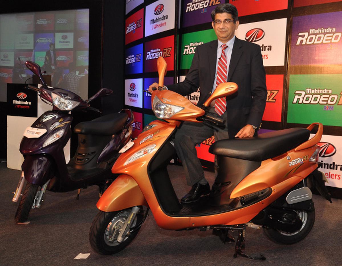 Mahindra best sale company scooty