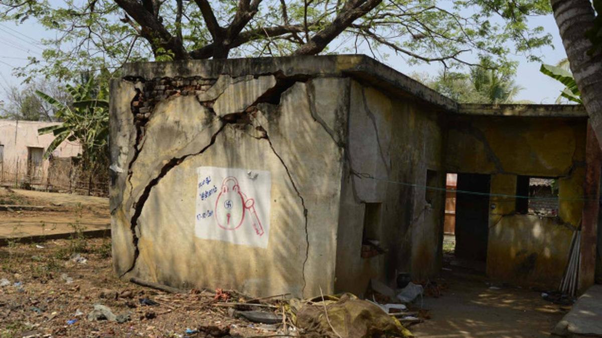 Weavers colony on the Palar's southern bank in a shambles The Hindu