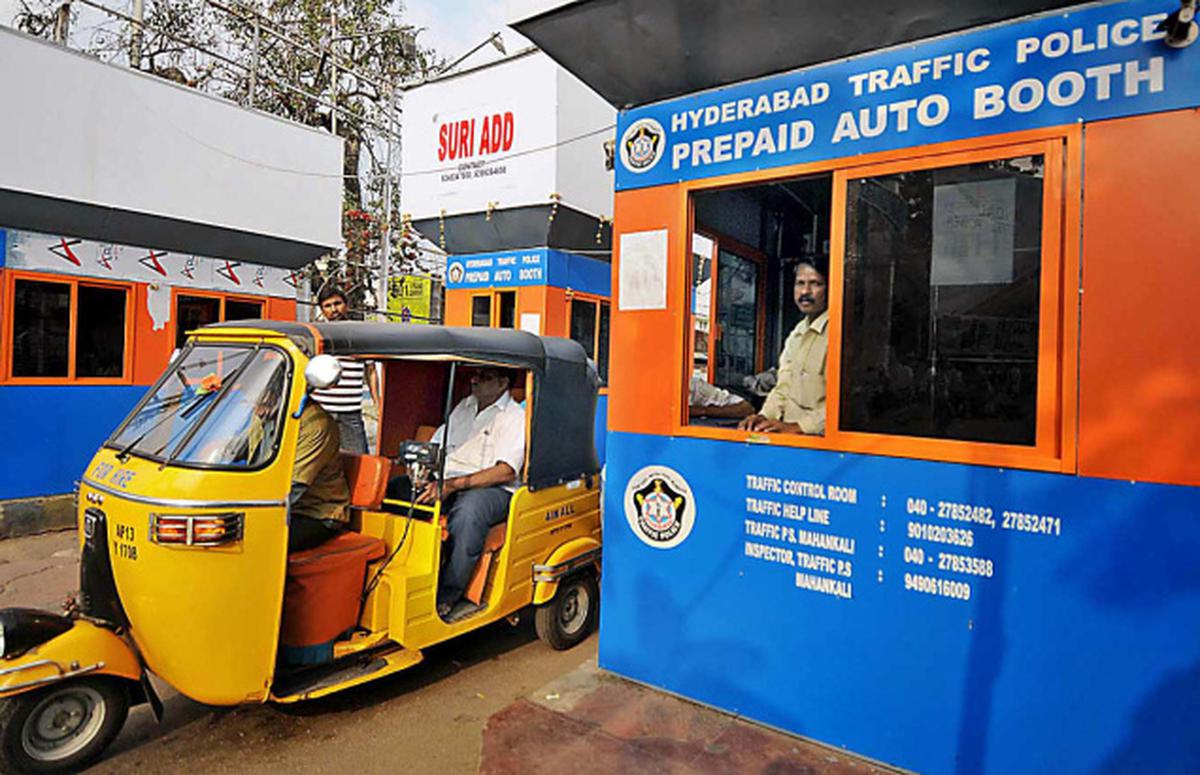 Commuters rue discrepancies in pre-paid auto system - The Hindu