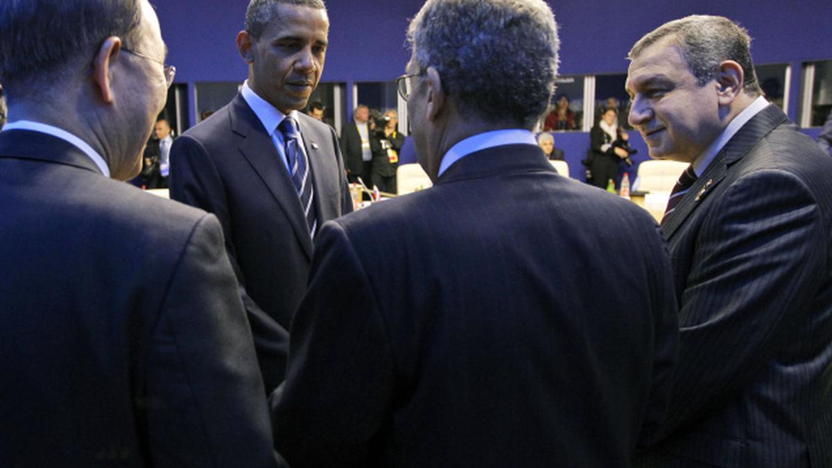 G8 pledges $20 billion to support Arab Spring