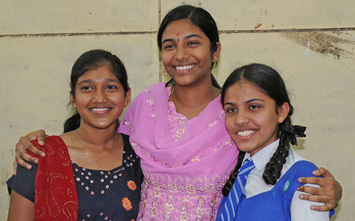 Хиджаб hot. Indian mum. Мама индия. Мать сардара. Ibu india.