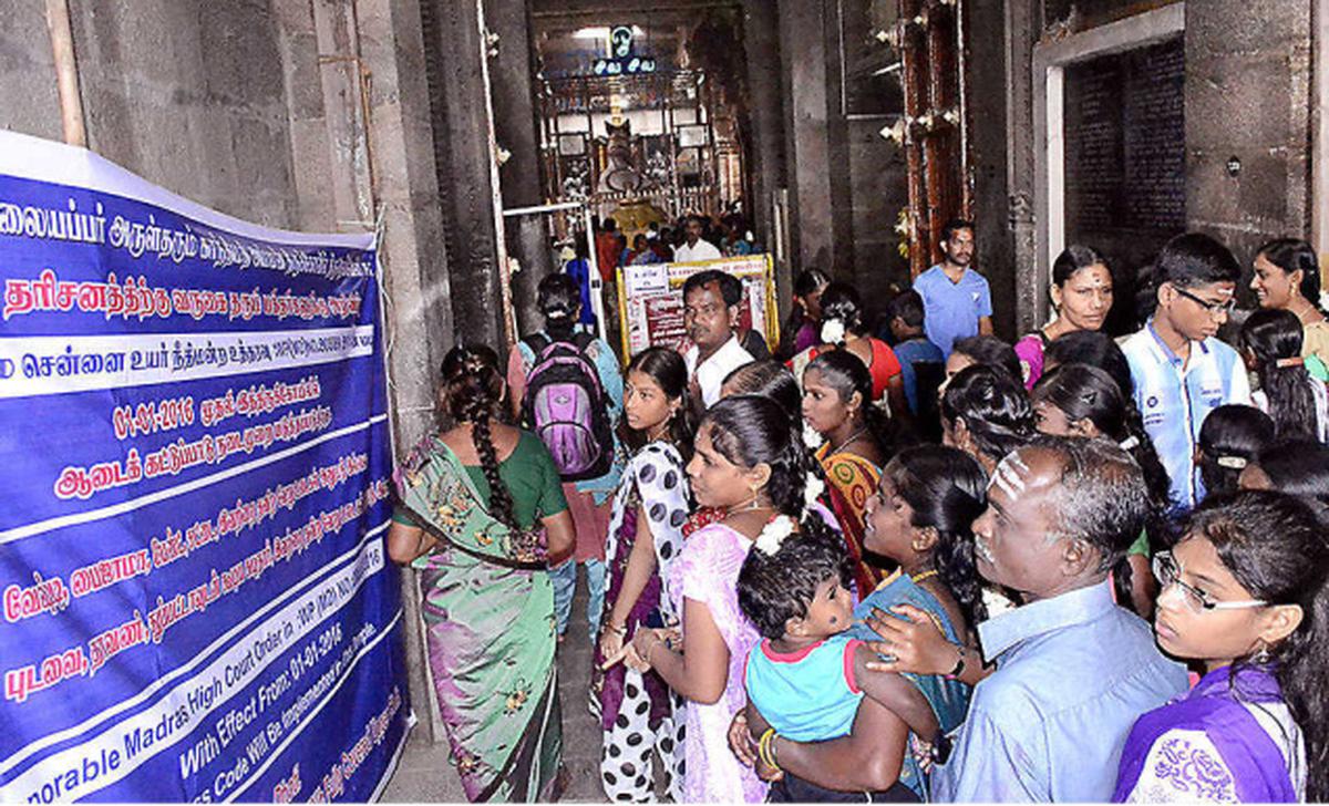 Dress appropriately or no entry, order Karnataka temples