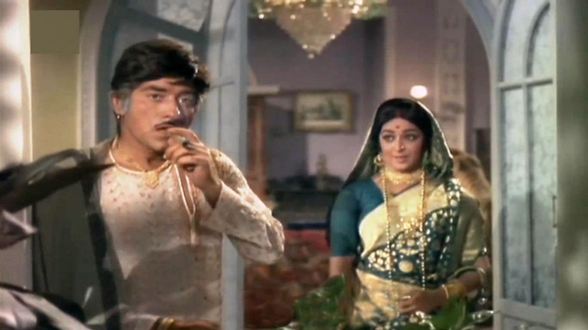 Lal Patthar (1971) - The Hindu