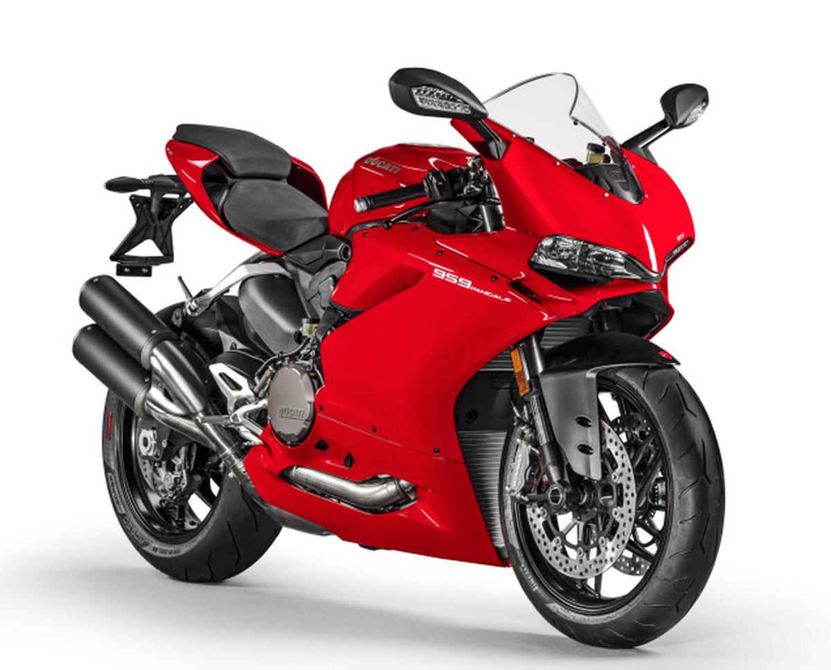 Ducati 959 deals engine