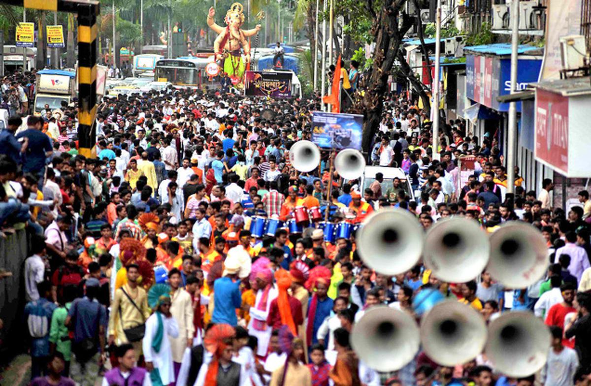 Awaaz Foundation launches drive against noise pollution - The Hindu