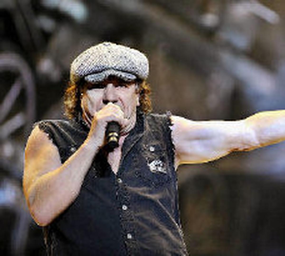 derefter håndbevægelse den første AC/DC's Brian Johnson writes about his Cinderella lives in new memoir  'Hells Bells' - The Hindu