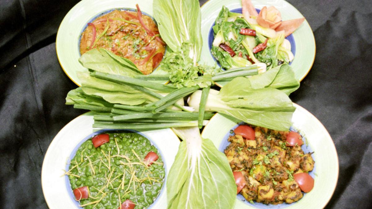 Leafy greens, nuts 'can cut colon cancer risk in men' The Hindu