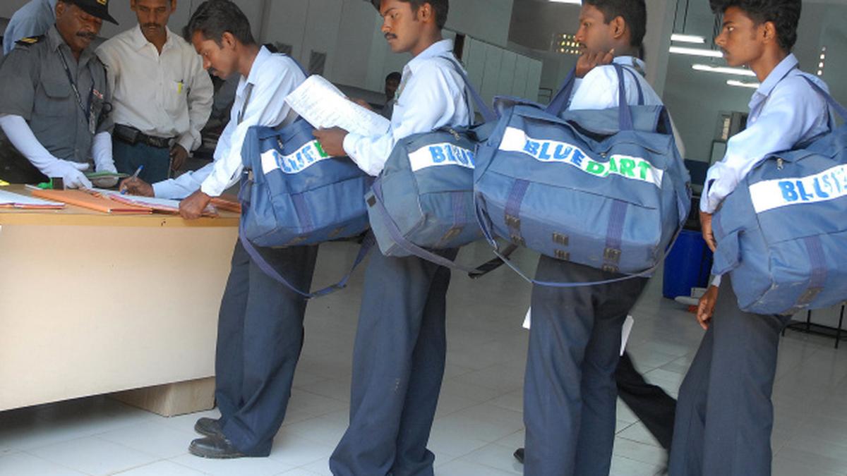 Blue Dart appoints V.N. Iyer as Group CFO, Sudha Pai as CFO Blue Dart