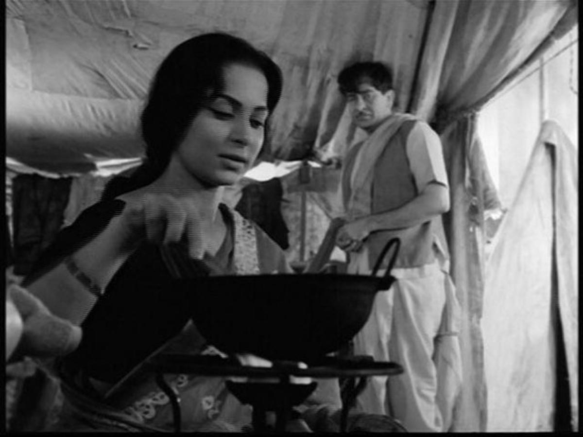 Teesri Kasam (1966)