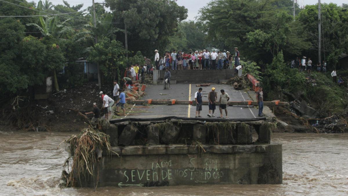 124 dead, 60 missing in El Salvador flooding - The Hindu