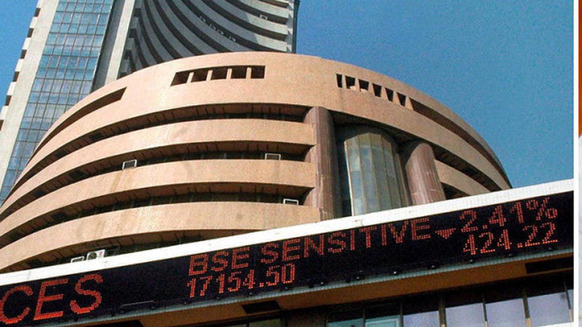 Sensex, Nifty tumble in early trade amid foreign fund outflows; slowdown in corporate earnings