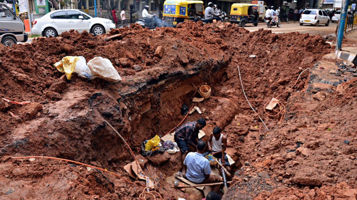 2-year-old drowns in pit dug up by BWSSB in Bengaluru