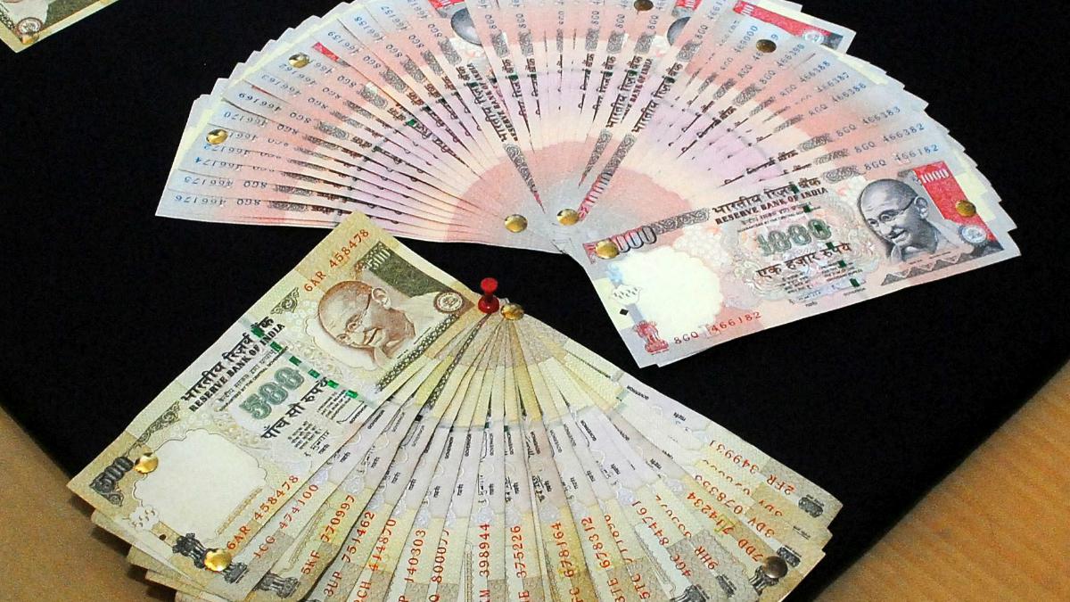 Supreme Court directs Centre, RBI to submit records behind demonetisation decision